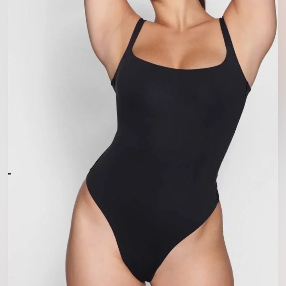 SKIMS New with Tags Fits Everybody Bodysuit